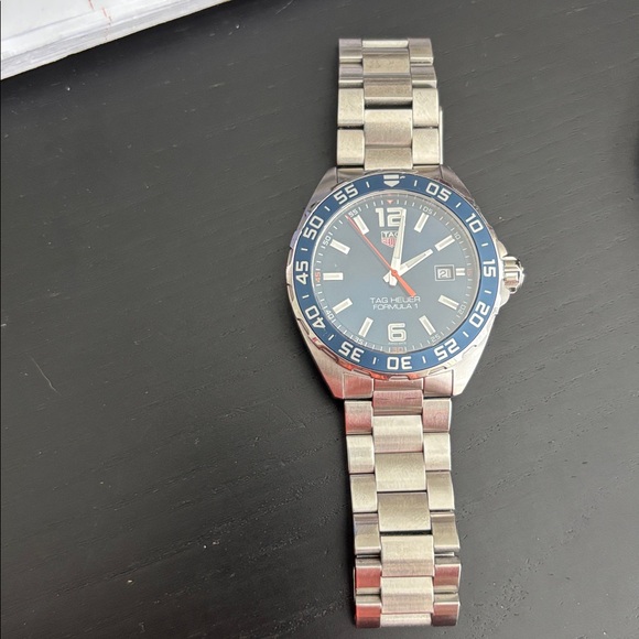 Tag Heuer Formula 1 Blue and Silver Men's Watch Super Clean - Picture 8 of 11